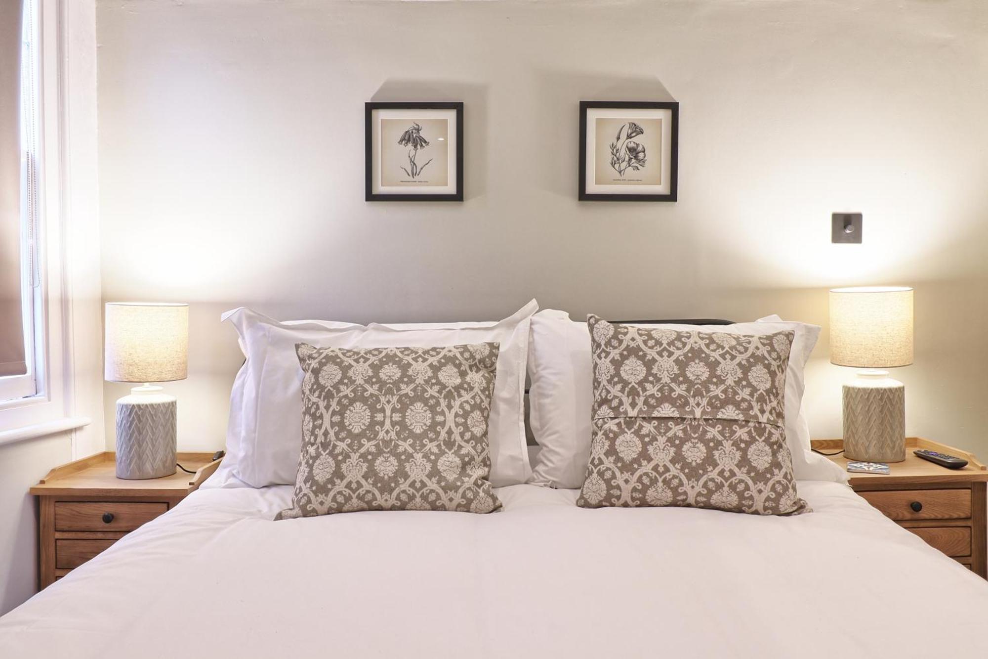 Ranfield'S Brasserie Hotel Rooms Coggeshall Ngoại thất bức ảnh